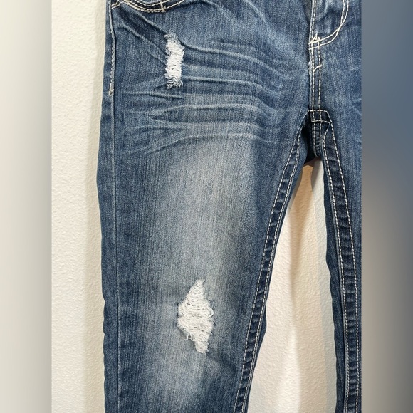 Rue 21 RIP Distressed Womens Capri Blue Jean Pants 3/4 Beach Summer Wear Stretch - Picture 10 of 16